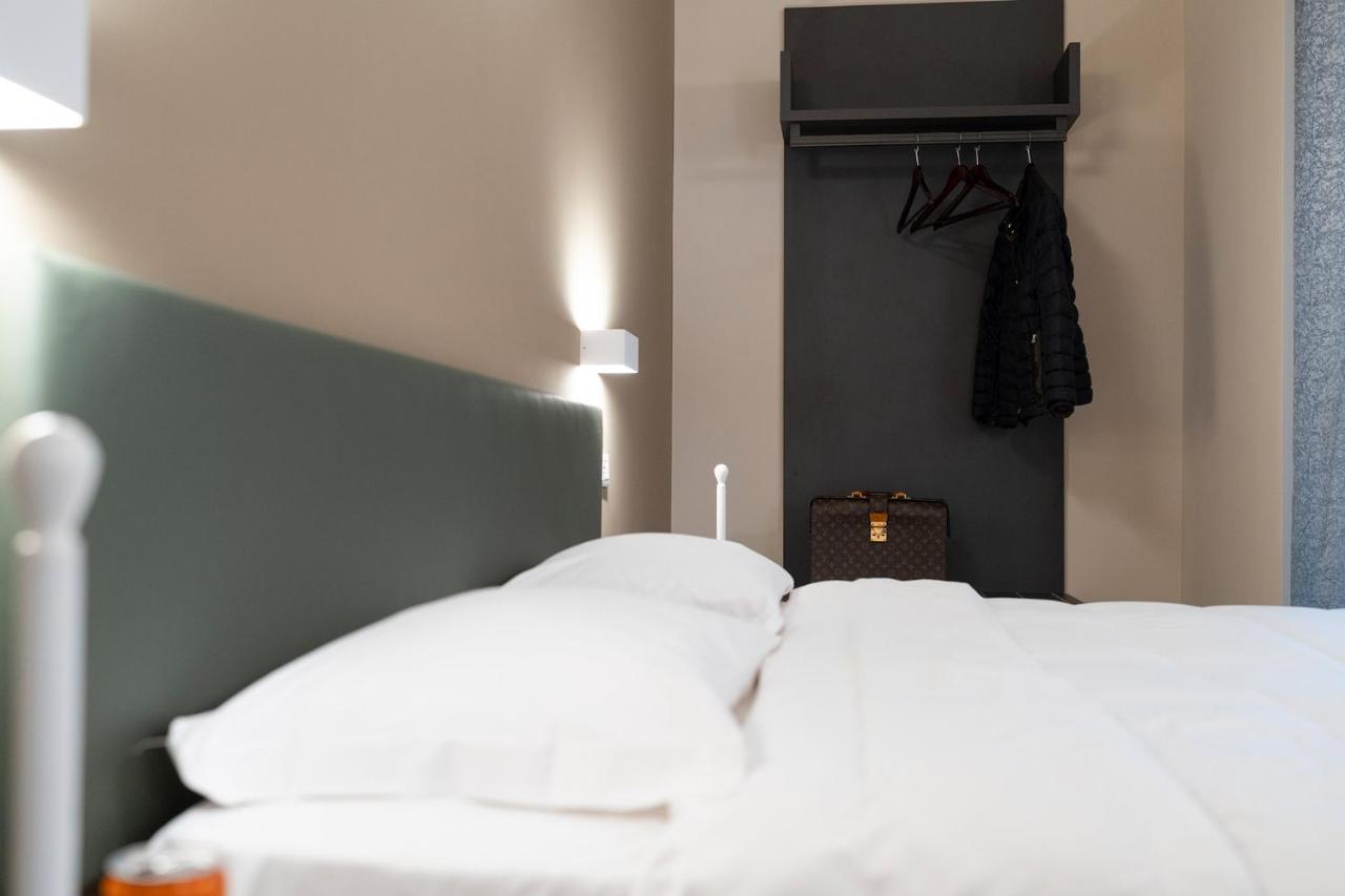 Astoria Comfort Rooms Bolonia Exterior foto