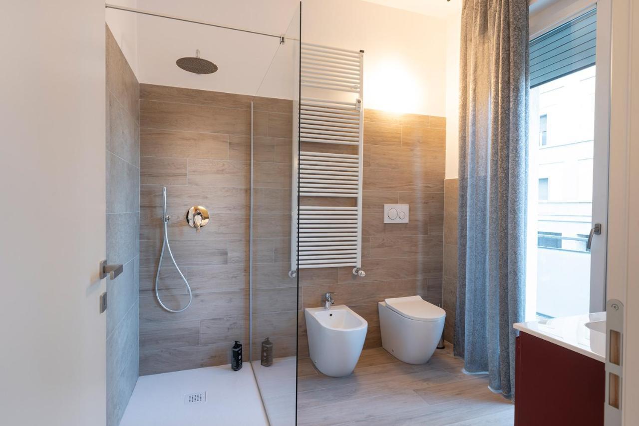 Astoria Comfort Rooms Bolonia Exterior foto