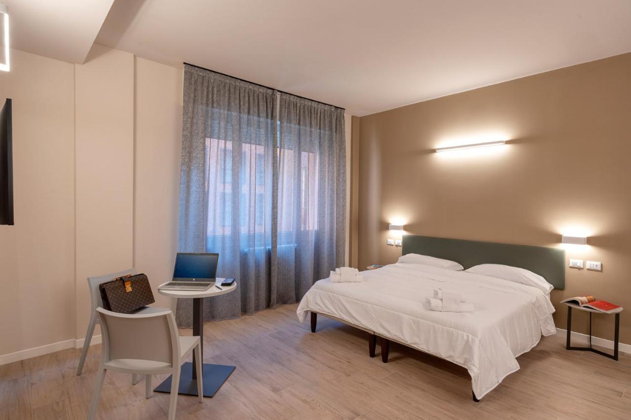 Astoria Comfort Rooms Bolonia Exterior foto