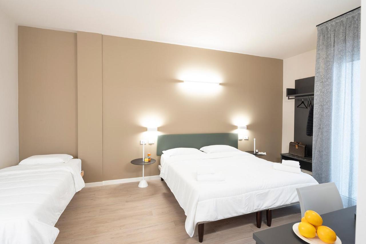 Astoria Comfort Rooms Bolonia Exterior foto