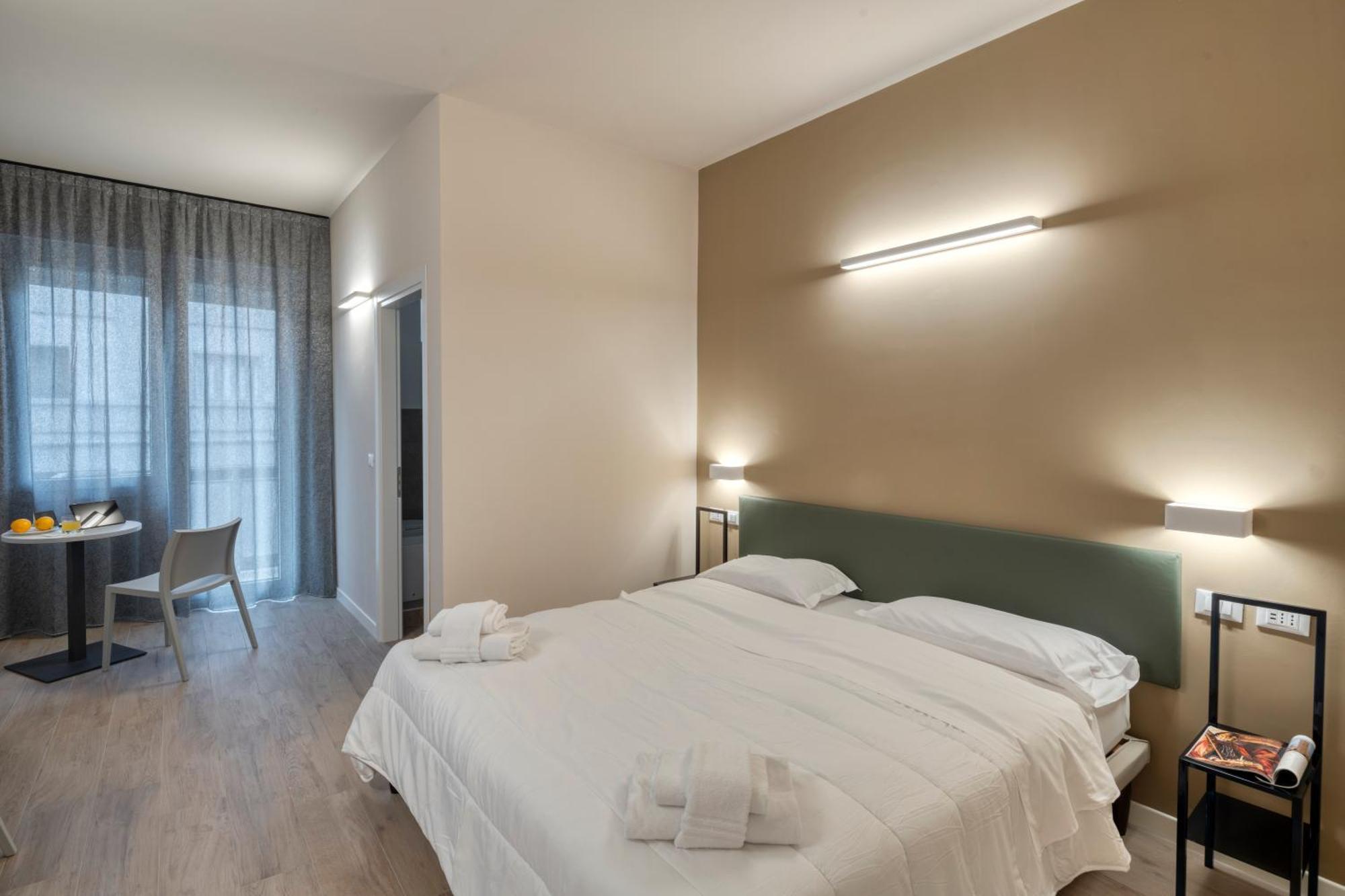 Astoria Comfort Rooms Bolonia Exterior foto