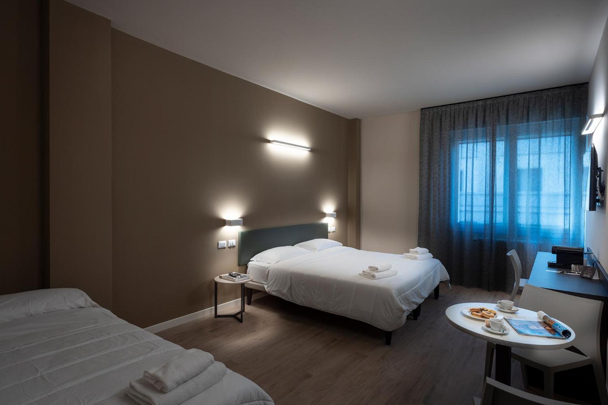 Astoria Comfort Rooms Bolonia Exterior foto